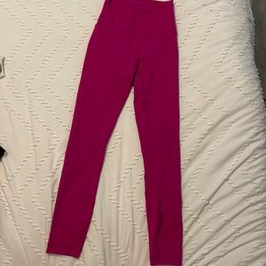 Lululemon hot pink leggings size 0!